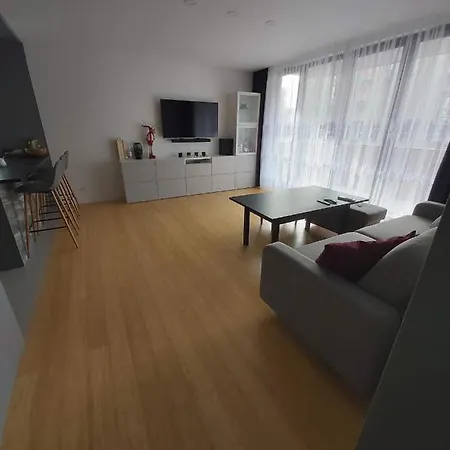 Apartament Wizjonerów Luxury Apartment&garage Kraków