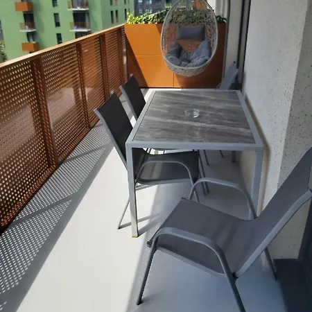 Wizjonerów Luxury Apartment&garage Kraków